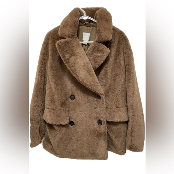 H&M Jackets & Blazers - H&M Tan Teddy Jacket Plush Oversized Design